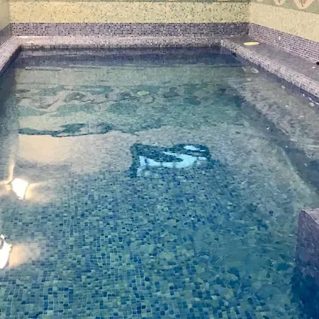 فيلة Boutique Con Chimenea Y Indoor Pool *