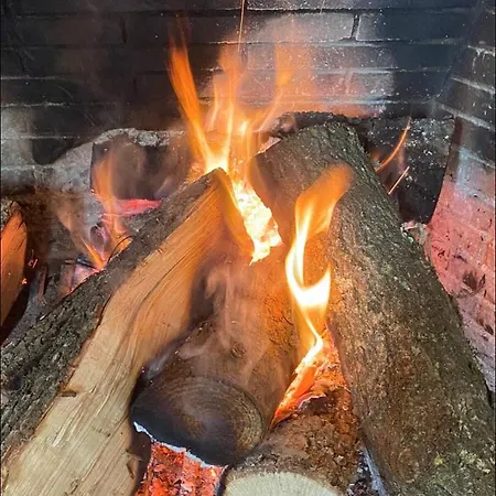 Boutique Con Chimenea Y Indoor Pool Villa Girona