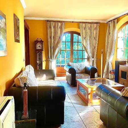 Boutique Con Chimenea Y Indoor Pool Villa Girona